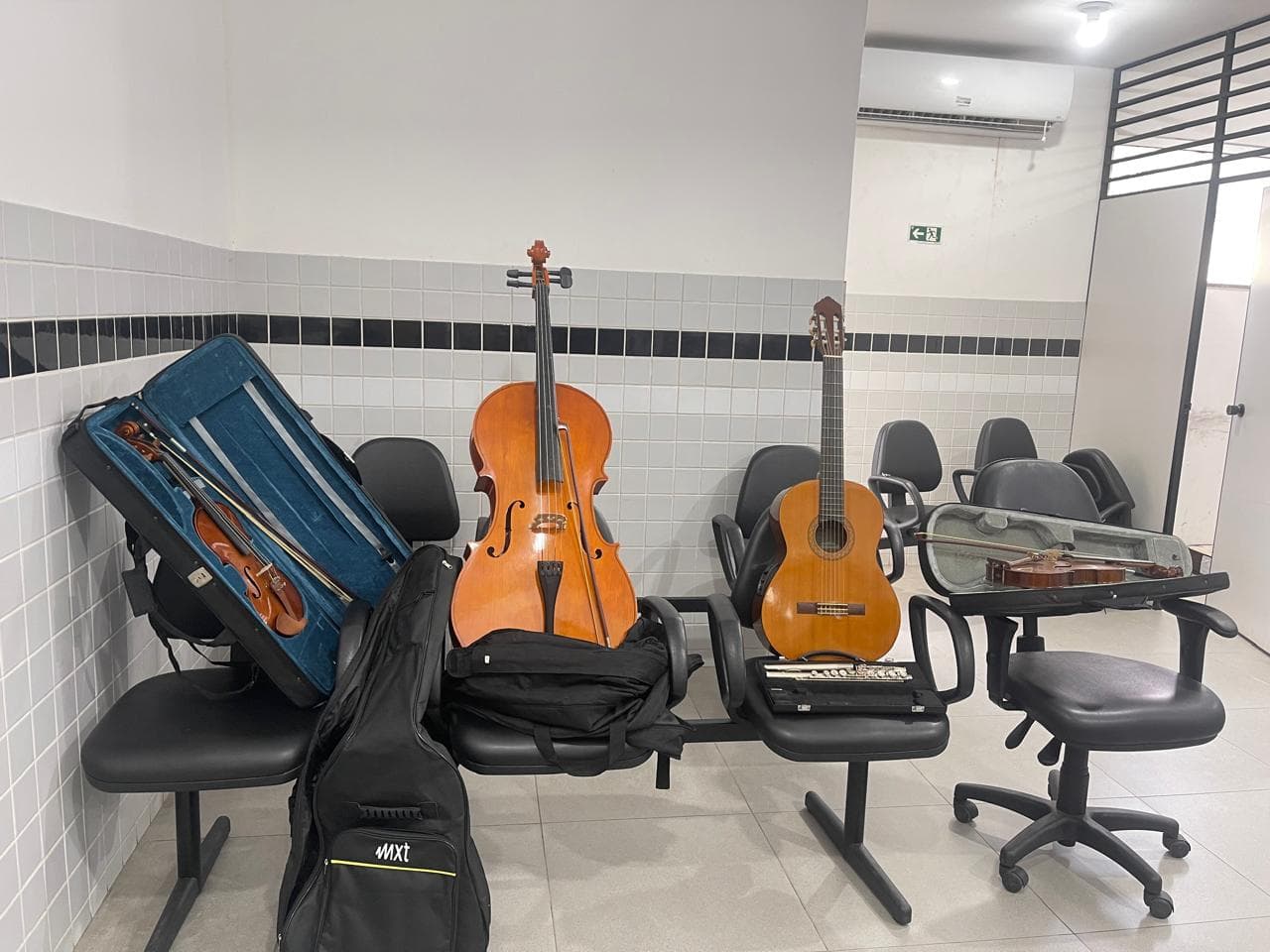 Polícia Militar recupera instrumentos musicais furtados na Vila da Barca, em Belém