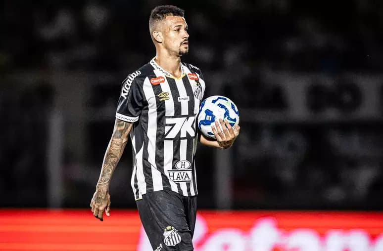 Remo confirma Zé Ivaldo, ex-Santos e Athletico-PR, como reforço na temporada