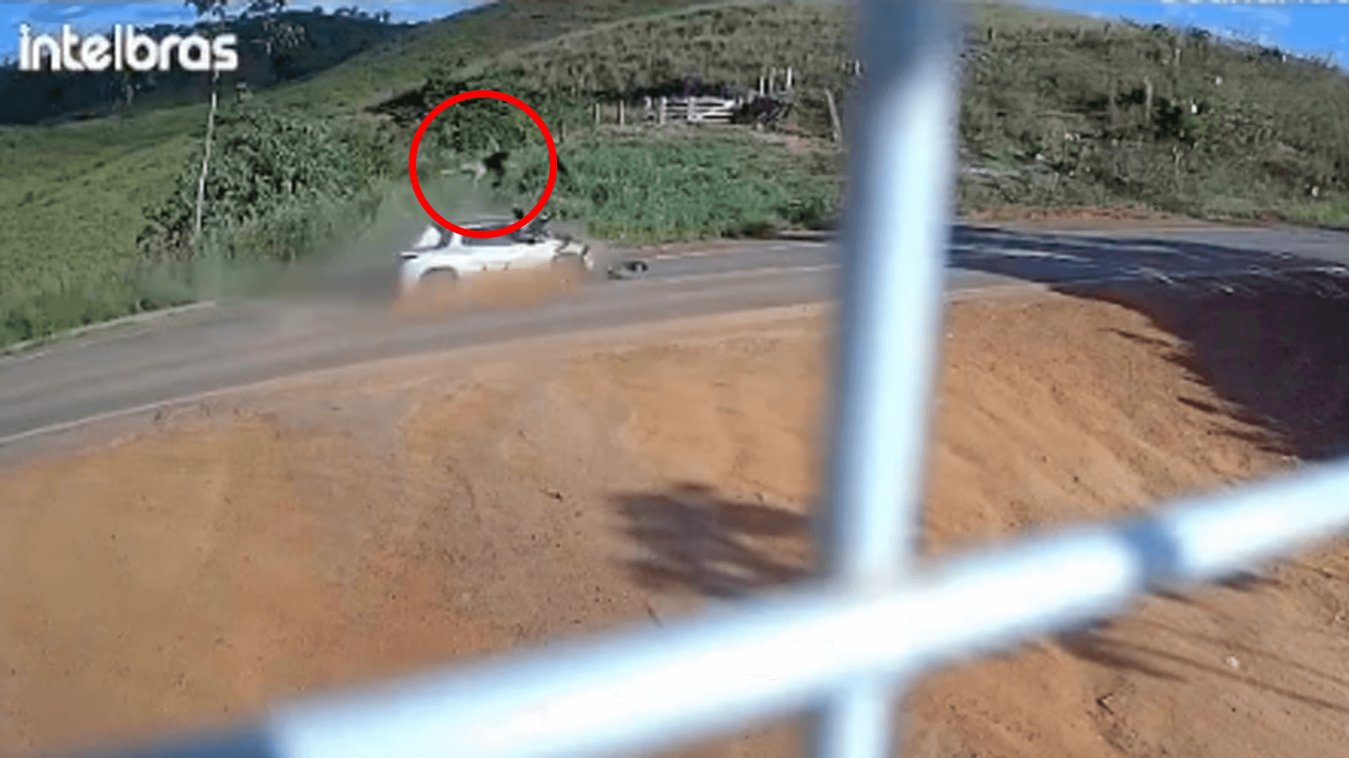 Casal morre em grave acidente entre carro e moto na BR-222, em Rondon do Pará