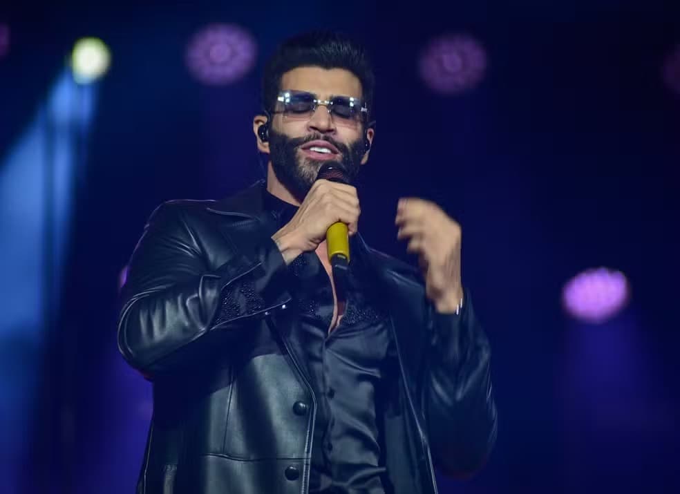 Gusttavo Lima retorna ao Barretão após três anos e emociona público