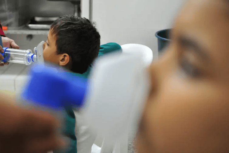 Anvisa aprova novo medicamento para prevenir VSR, principal causa de bronquiolite infantil