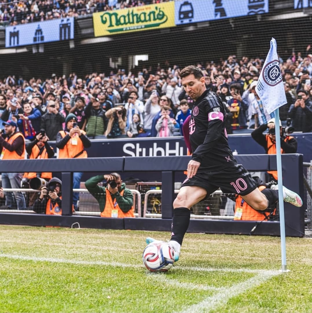 Astro do Inter Miami, Lionel Messi compra time da quinta divisão da Espanha