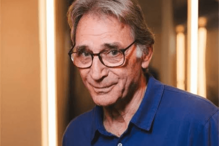Ator Herson Capri, de 74 anos, sofre infarto e apresentações da peça ‘A Sabedoria dos Pais’ são adiadas