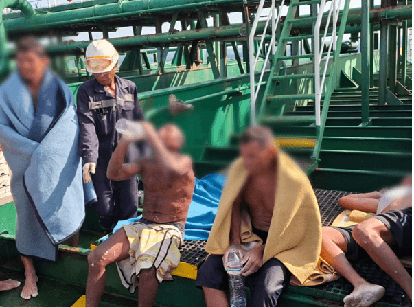 Barco naufraga e pescadores ficam à deriva em Vigia
