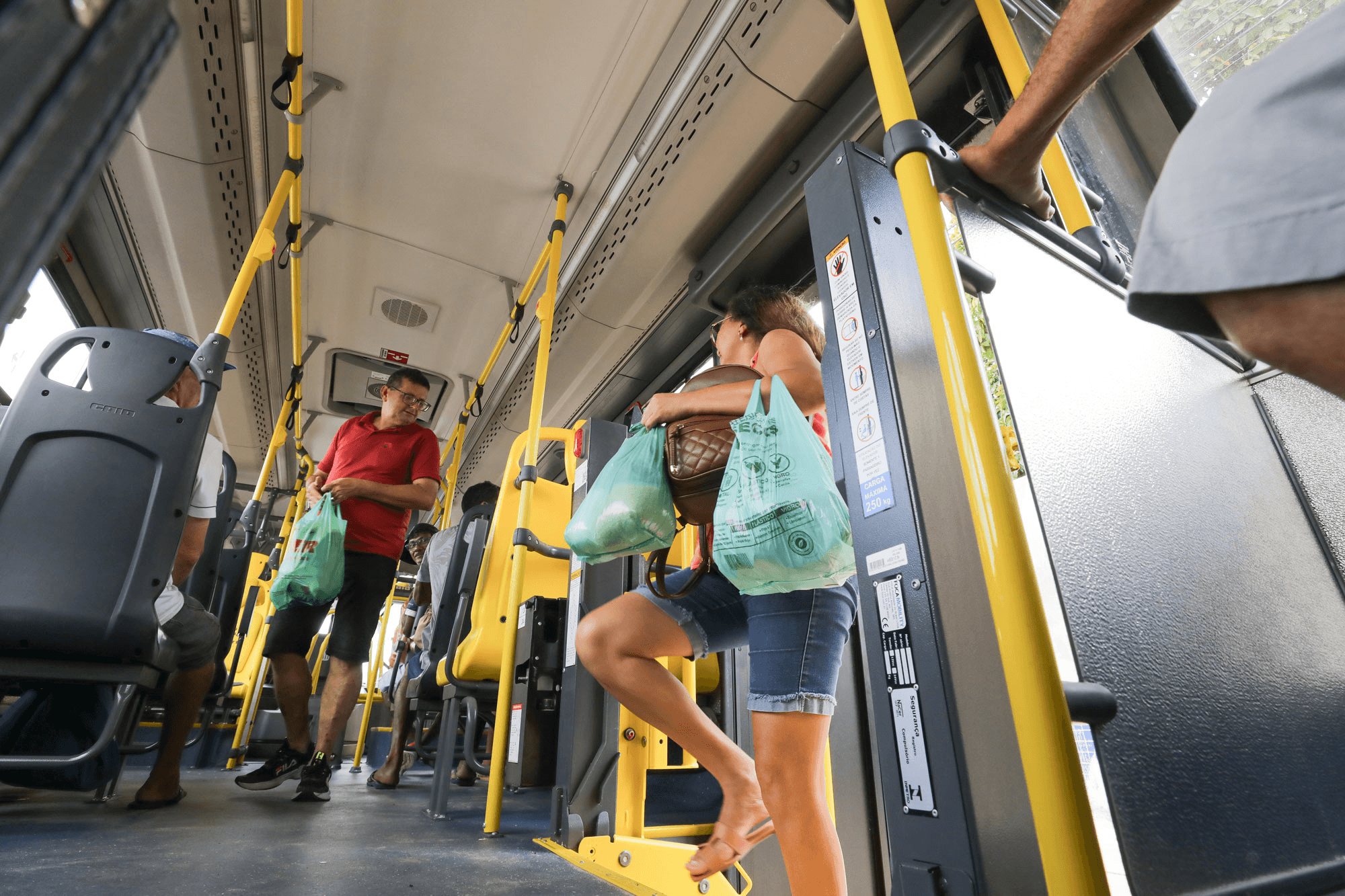 Belém tem reforço na frota de ônibus para Mosqueiro durante as festas de fim de ano