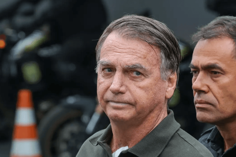 Boletim médico diz que Bolsonaro apresentou piora da função renal e do quadro inflamatório