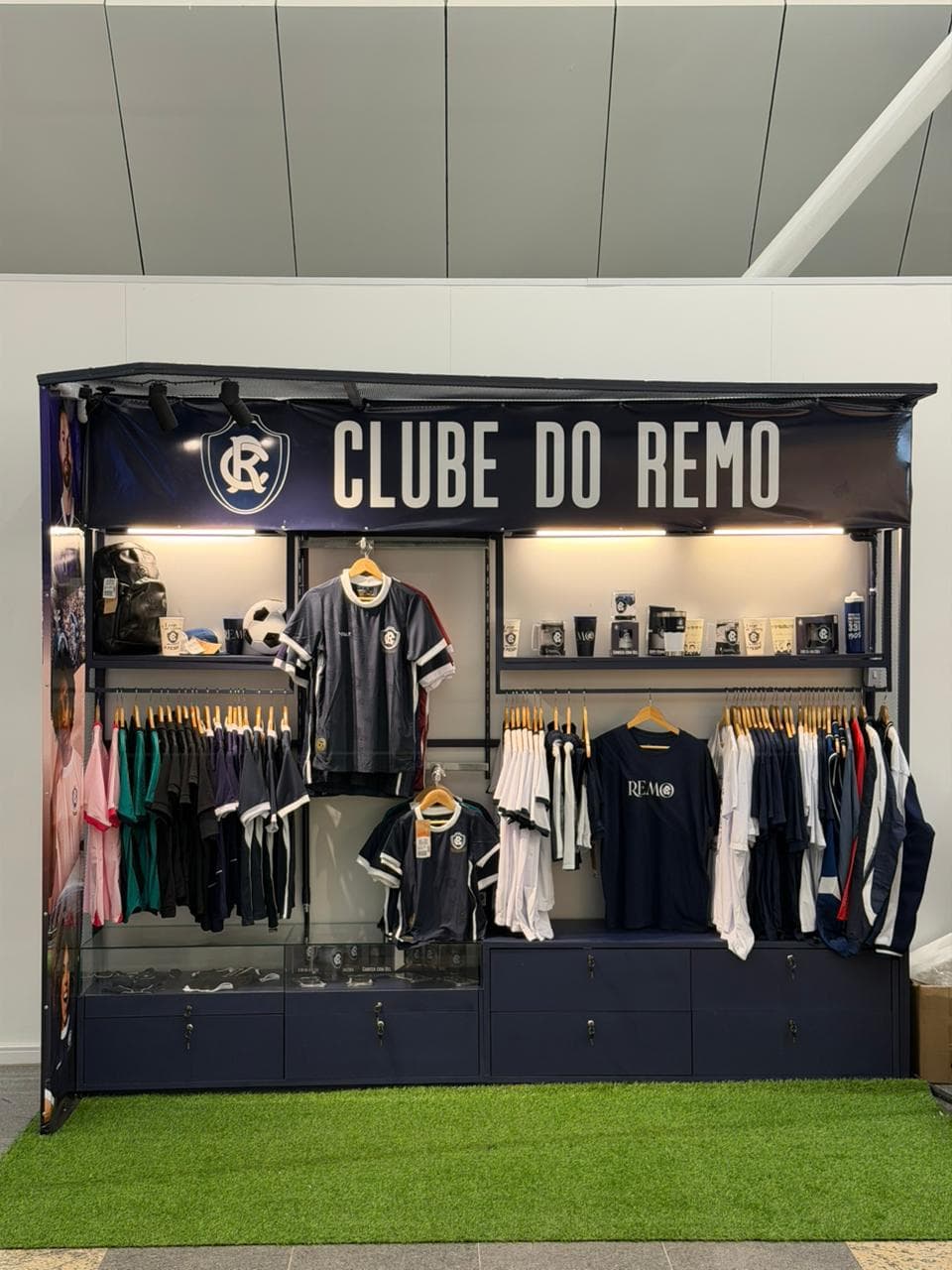 Clube do Remo inaugura primeira loja 24h no Aeroporto de Belém para o Fenômeno Azul