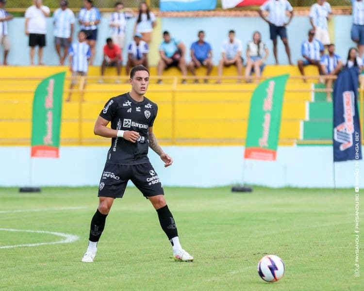 Com 11 atletas da base, Paysandu fecha primeira fase do Parazão em nova fase técnica