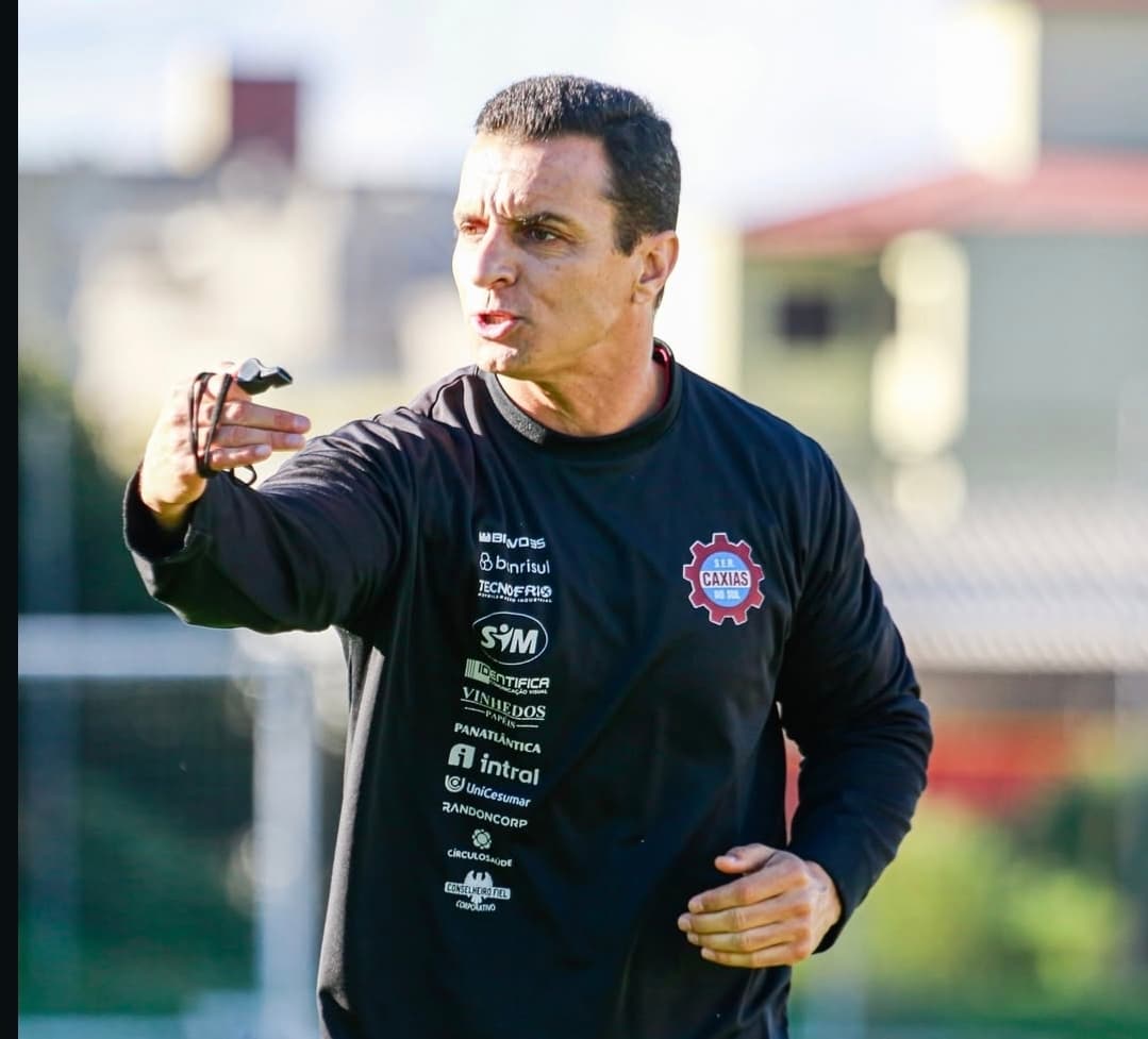 Com dois acessos no currículo, Paysandu anuncia Júnior Rocha como novo técnico