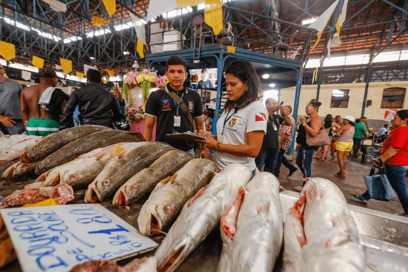 Como o diesel caro por causa de uma guerra distante pode encarecer o açaí, o peixe e o arroz em Belém