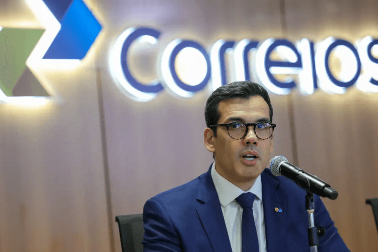 Correios preveem 15 mil demissões e fechamento de mil agências