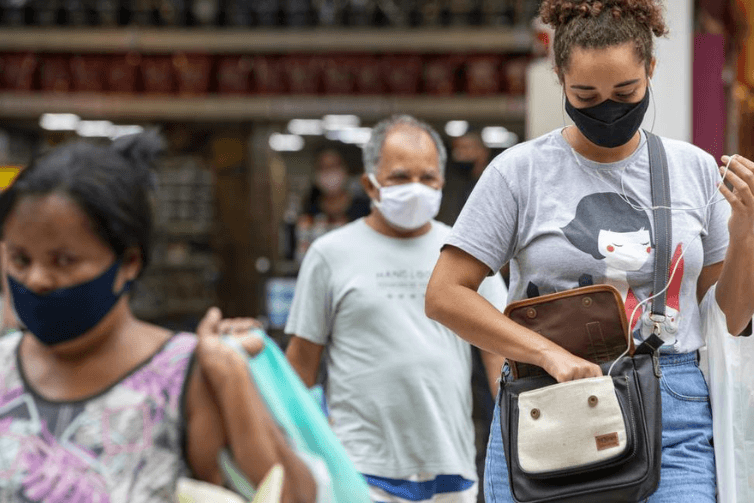 Covid: rede global de virologistas faz alerta sobre nova variante BA.3.2, com maior escape imunológico; entenda o risco