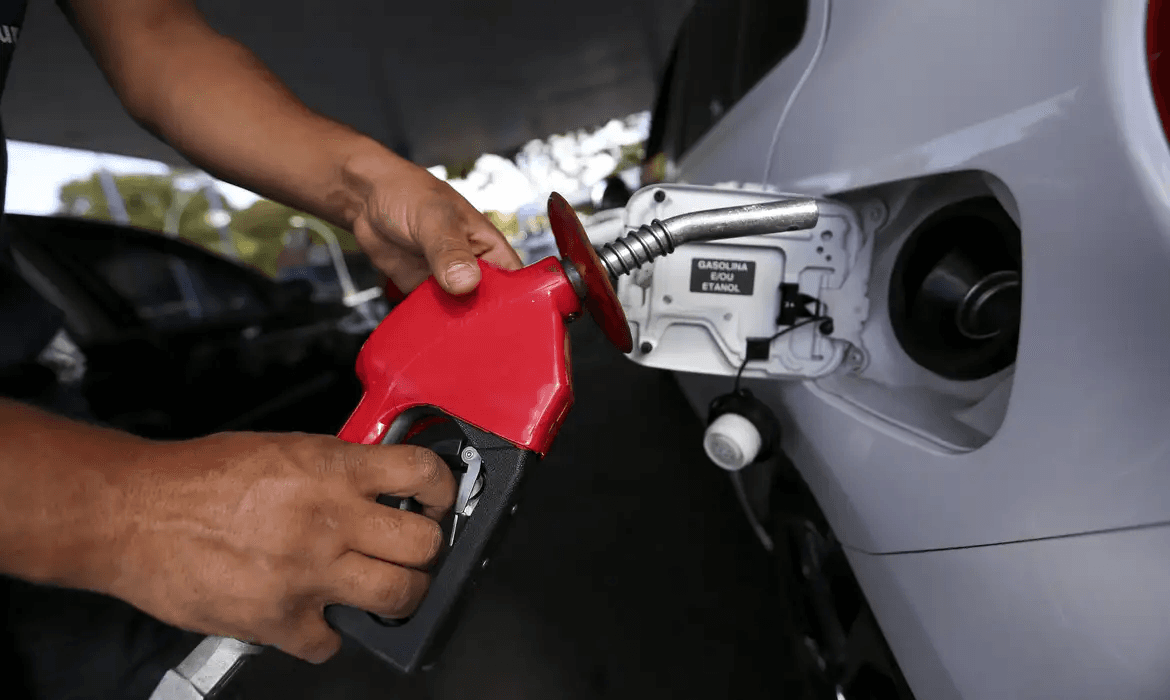 Da bomba no Oriente Médio à bomba do posto, a guerra lá fora afeta o nosso bolso aqui em Belém