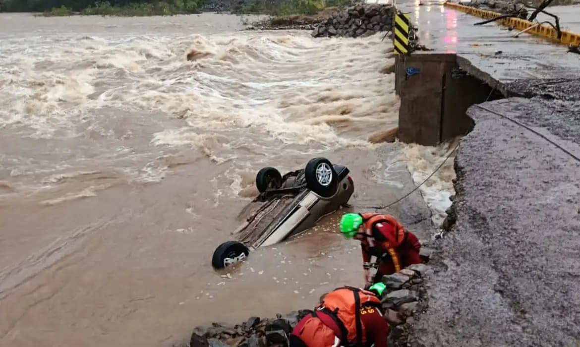 Defesa Civil alerta para risco de chuvas fortes no Rio Grande do Sul