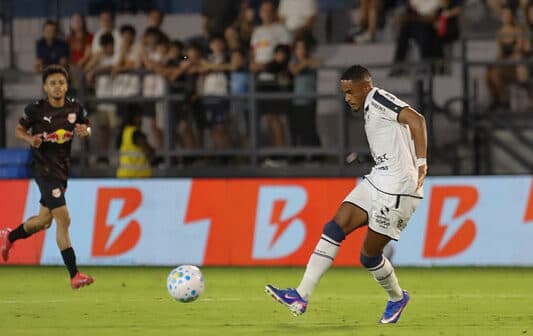 Delegação do Remo sofre ataques xenofóbicos em jogo contra o Bragantino