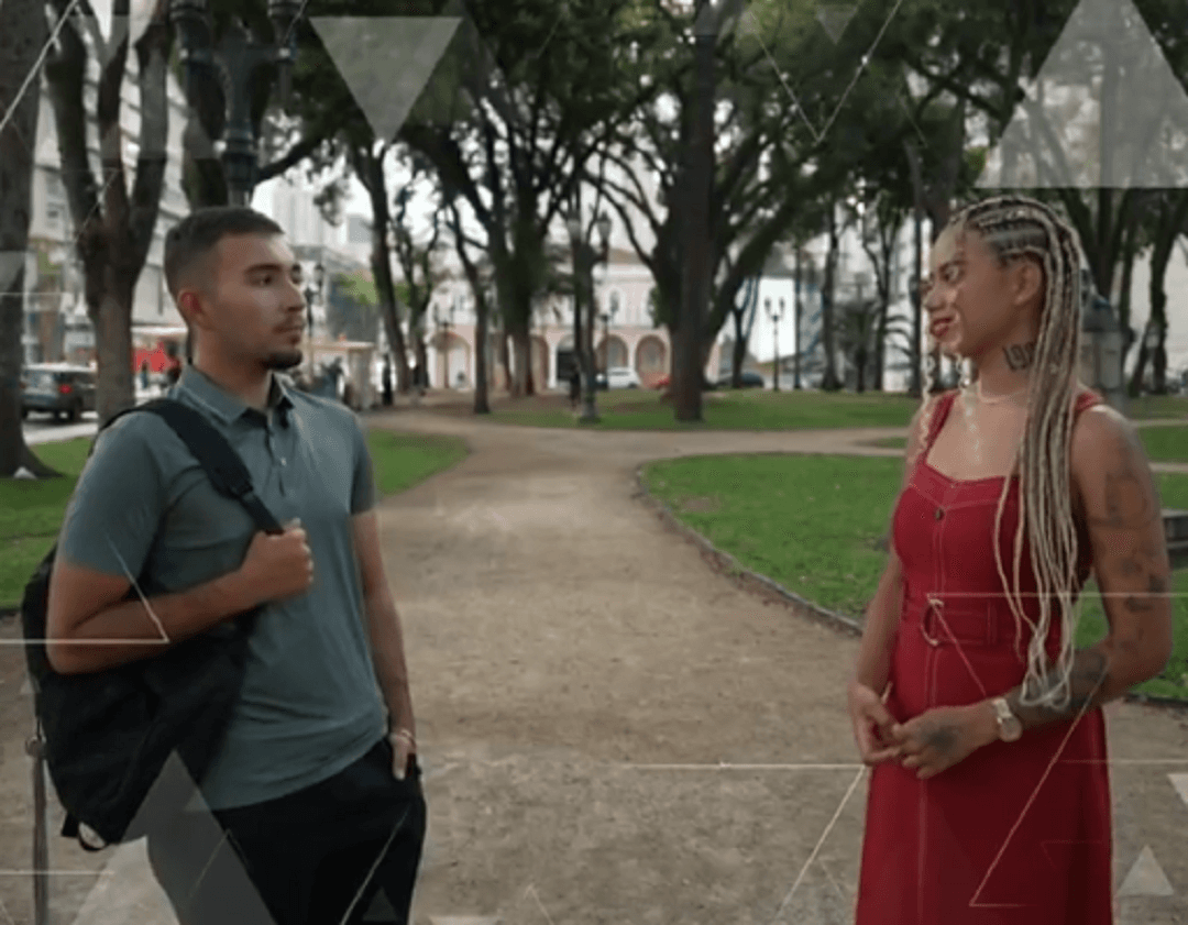 ‘Desculpa por ter deixado você para trás’, diz jovem ao reencontrar amigo