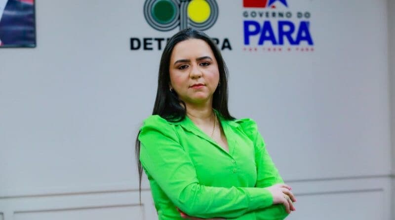Diretora do Detran, Renata Coelho, tem 5 dias para se explicar ao TRE sob pena de prisão