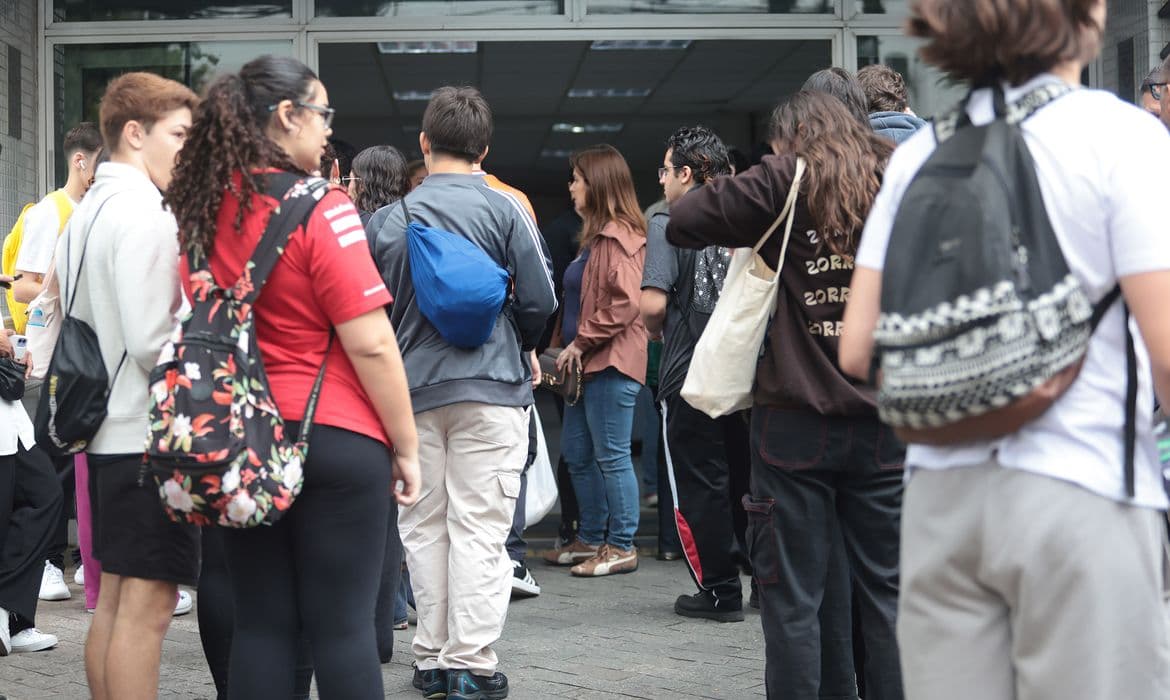 Divulgado o resultado do Enem 2025; estudantes já podem consultar notas