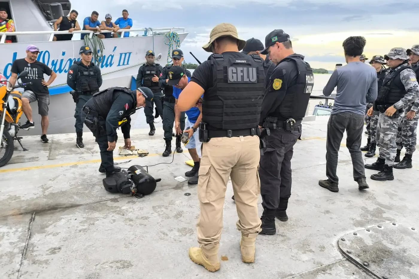 Droga escondida em compressor é apreendida em embarcação que ligava Manaus a Oriximiná