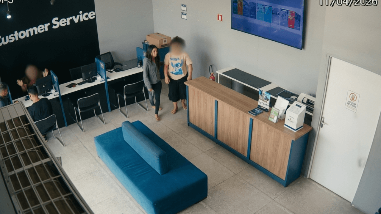 Dupla de criminosos assalta loja da Samsung em Marituba