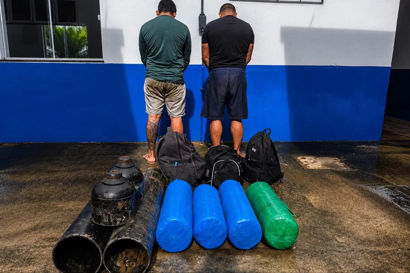 Dupla é presa com quase 80 quilos de oxi durante fiscalização fluvial no Pará