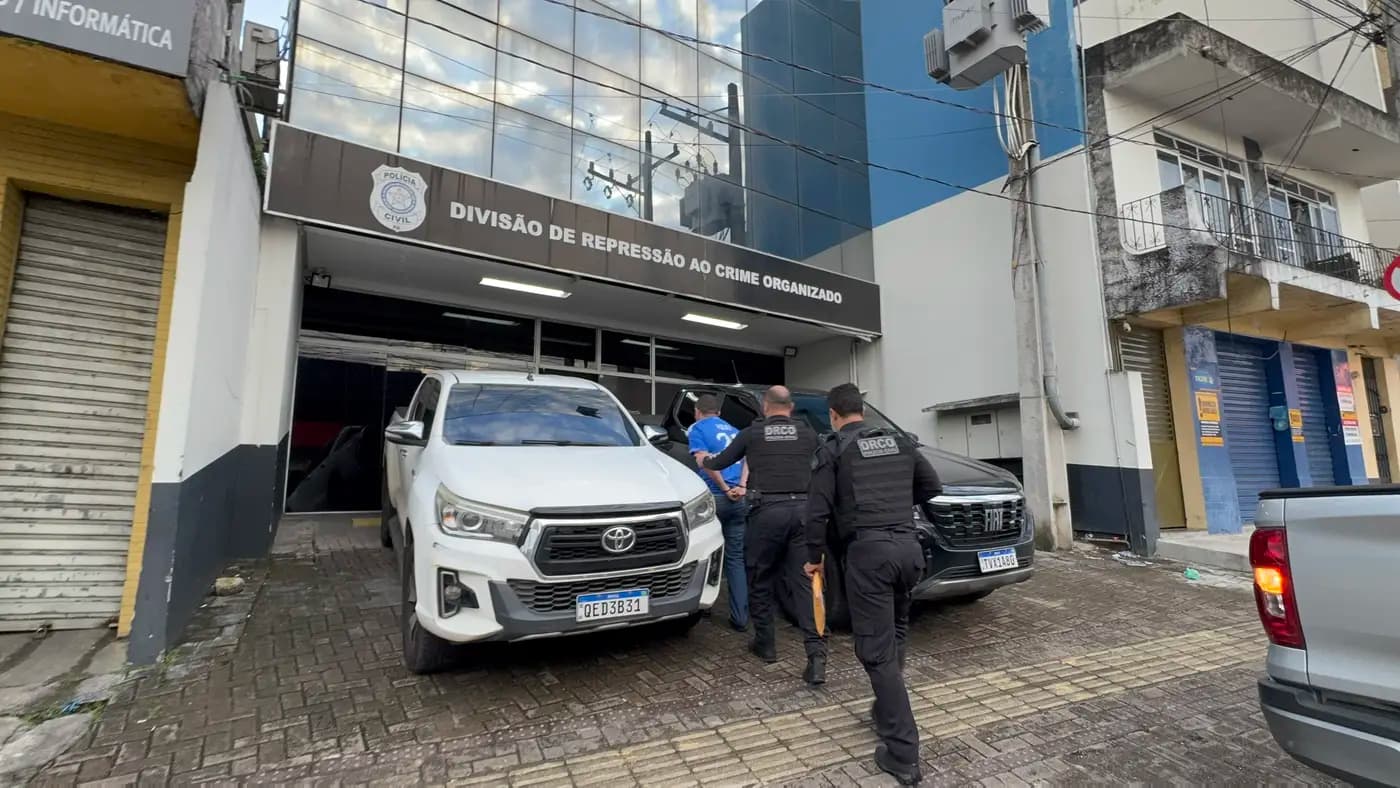 Esquema de corrupção e transferência ilegal de veículos é alvo de operação policial