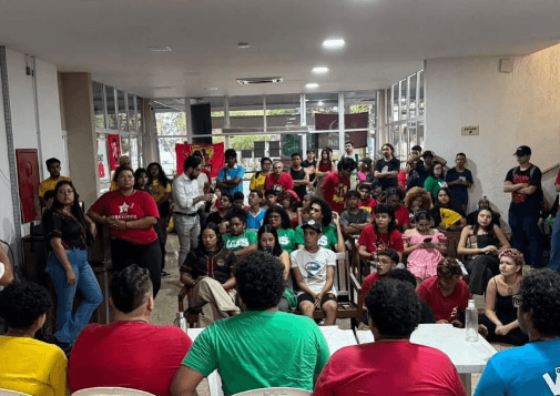 Estudante ocupam reitoria da UFPA contra fim da bonificação regional de 10% no PS 2026