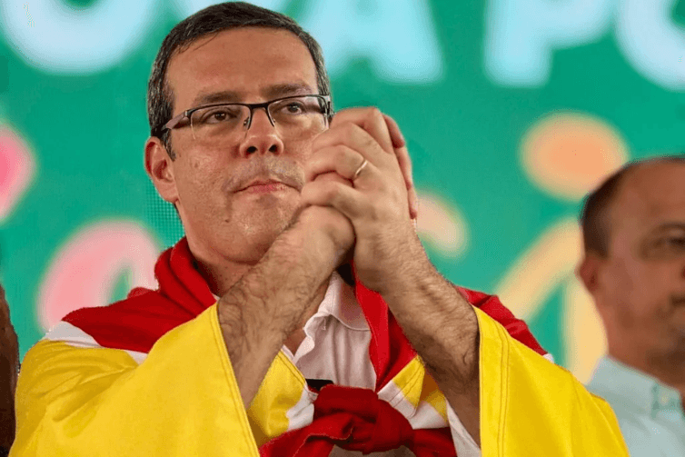 Ex-prefeito de Macapá é alvo da PF suspeito de integrar esquema que desviou R$ 25 milhões para criar milícia digital