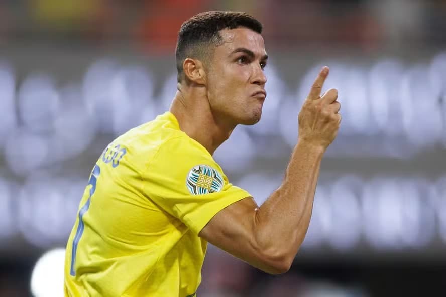 Fim da crise? Cristiano Ronaldo recebe garantias no Al Nassr, encerra protesto e vê possível queda de dirigente