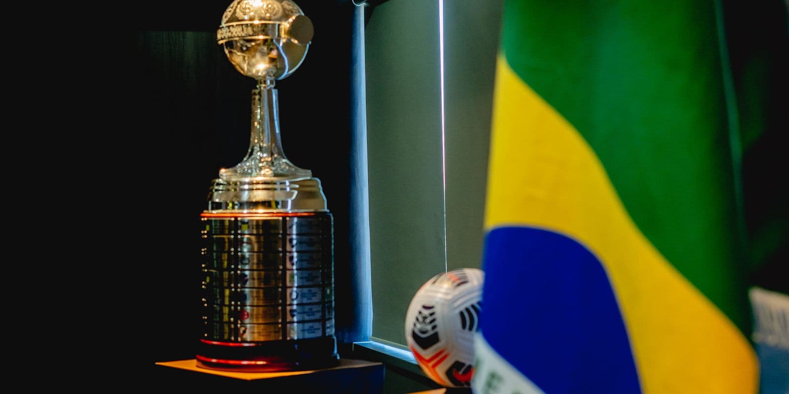 Palmeiras consegue virada histórica e fará a final da Libertadores contra o Flamengo