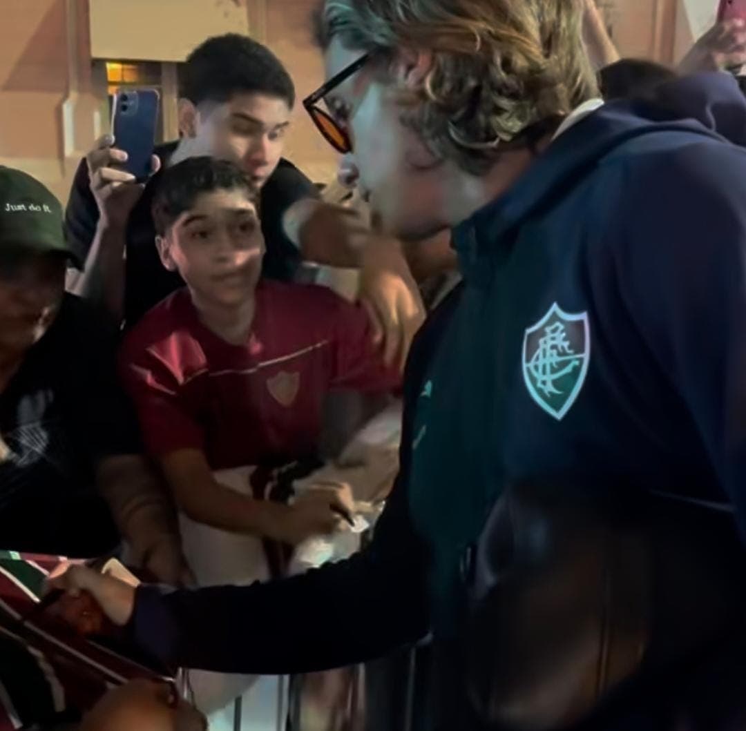 Fluminense desembarca em Belém com festa da torcida para duelo contra o Remo