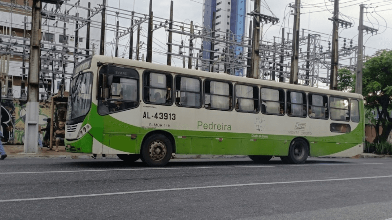 Funcionários da empresa de transporte Monte Cristo fazem nova paralisação nesta sexta-feira (22)