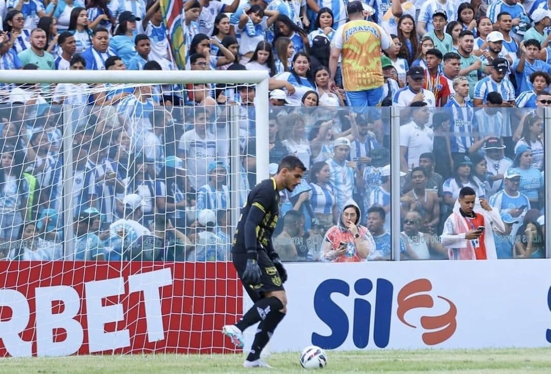 Gabriel Mesquita exalta torcida do Paysandu e pede apoio para o restante da temporada: "12º jogador"