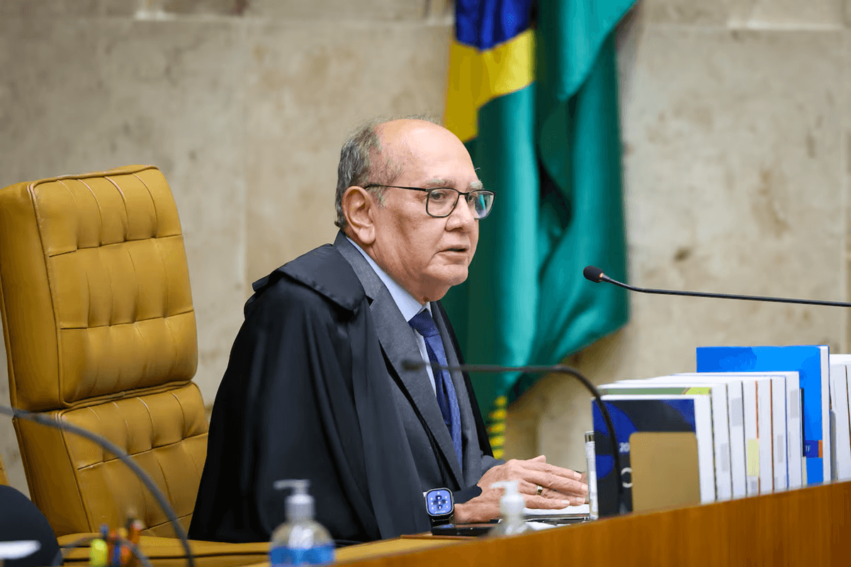 Gilmar Mendes determina que apenas a PGR pode pedir impeachment de ministros do STF