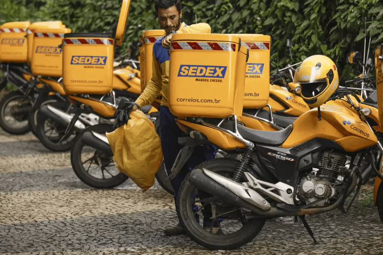 Governo Federal publica extrato de empréstimo de R$ 12 bilhões para os Correios