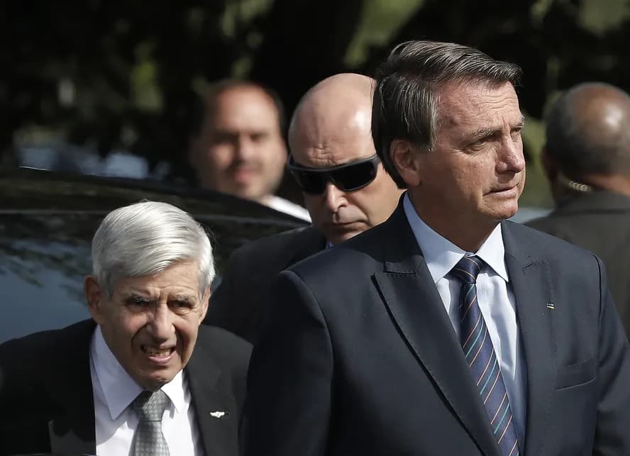 Heleno e Paulo Sérgio Nogueira são presos e levados para Comando Militar do Planalto