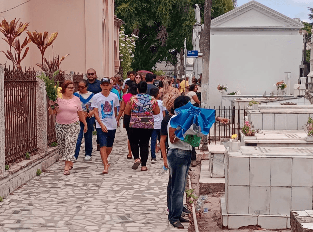 Horário de funcionamento nos cemitérios de Belém é ampliado no feriado de Finados