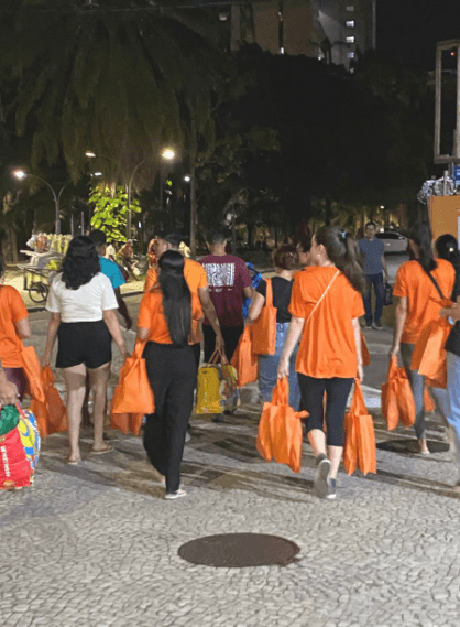 Iniciativa distribui kits de higiene e saúde menstrual a mulheres em situação de vulnerabilidade em Belém