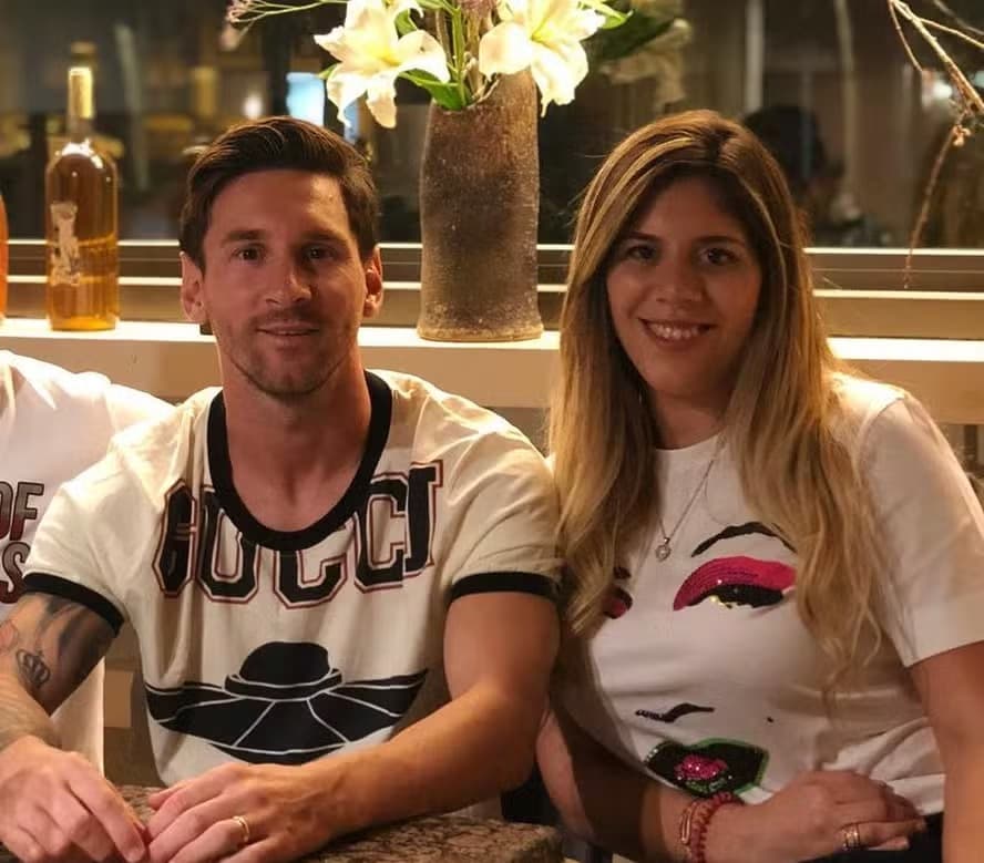 Irmã de Lionel Messi sofre acidente de carro e adia casamento
