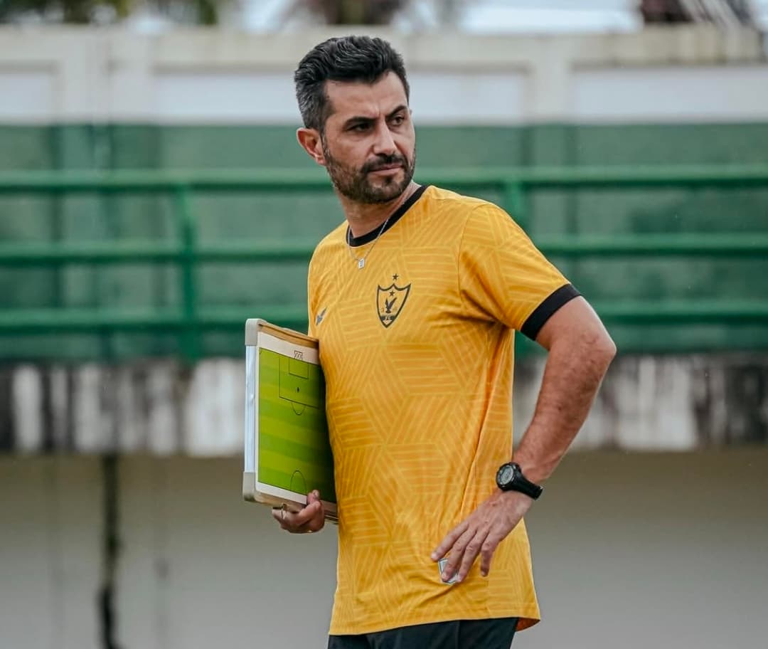 Júlio César troca Águia pelo Nacional-AM e estreia na final da Copa Norte contra o Paysandu