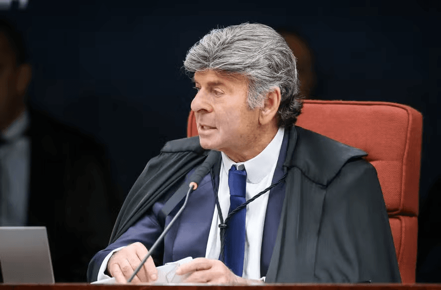 'Lavou nossa alma' e 'assertivo': defesas de réus comemoram voto de Fux no julgamento da trama golpista