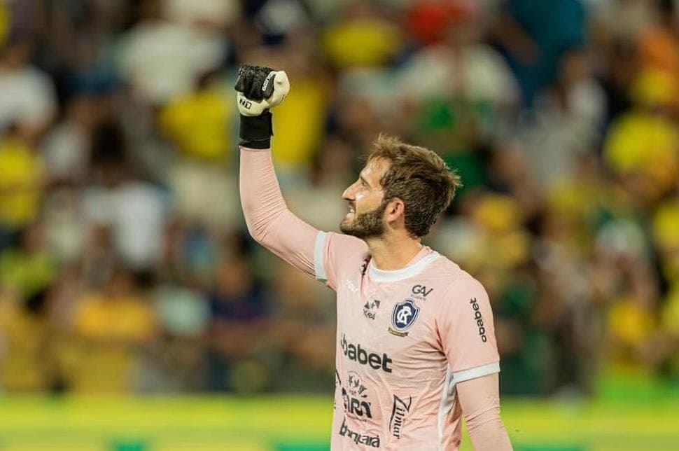 Léo Lang se despede do Remo após dois acessos