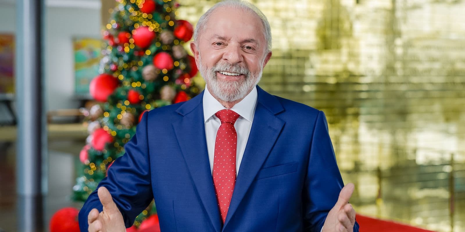 Lula faz pronunciamento de Natal destacando bandeiras eleitorais da segurança pública e escala 6x1 para 2026