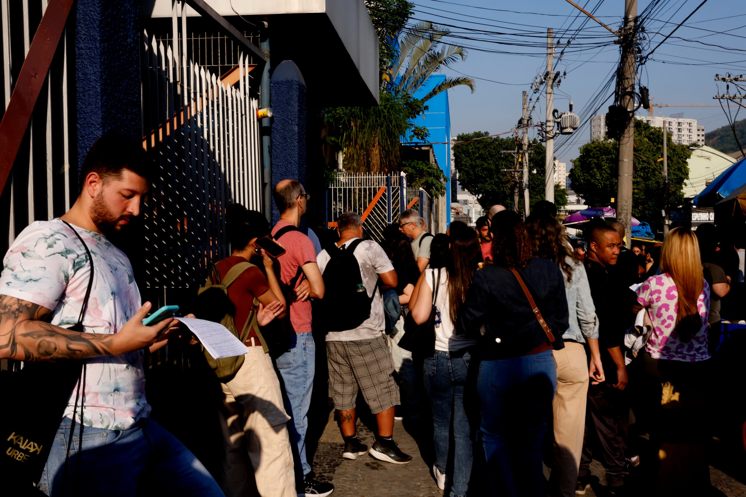 Mais de 760 mil candidatos fazem provas do Concurso Nacional Unificado neste domingo (5)