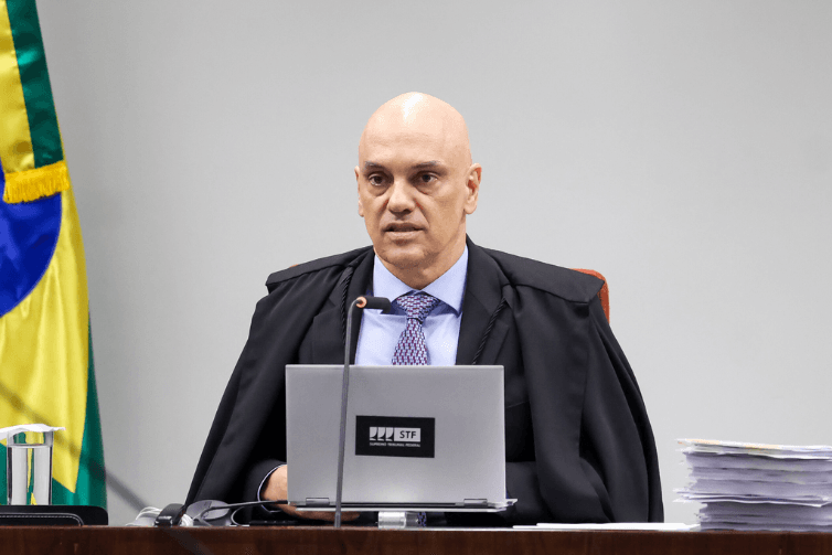 Moraes suspende aplicação da lei da dosimetria até julgamento do STF