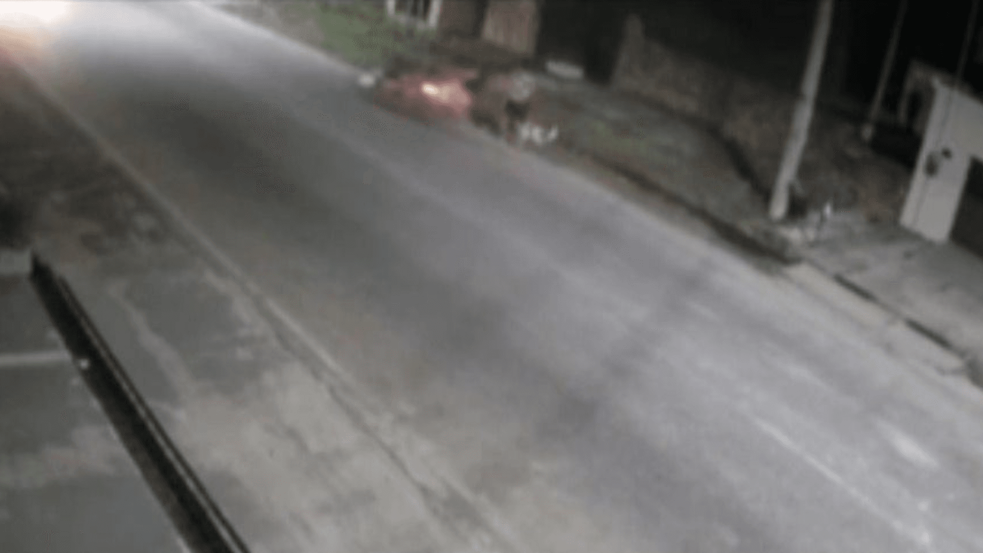 Motociclista atropela mãe e bebê de dois meses em Capanema; veja o vídeo