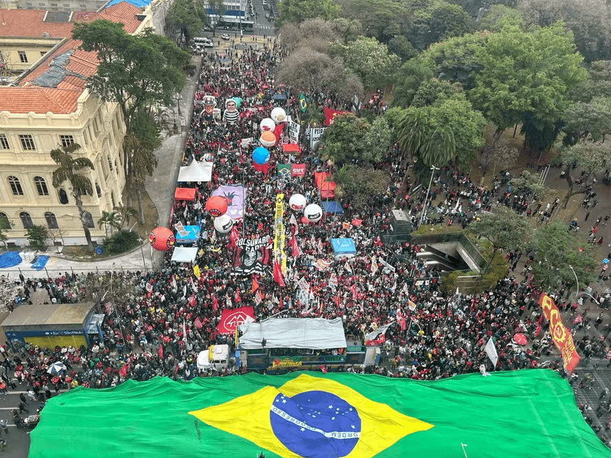 Movimentos convocam ato nacional no domingo após aprovação do PL da Dosimetria na Câmara