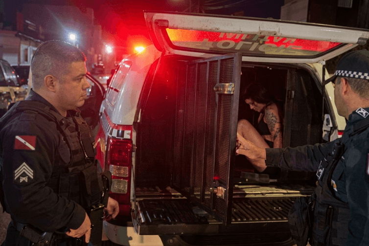 Mulher é presa suspeita de assalto em shopping em Belém