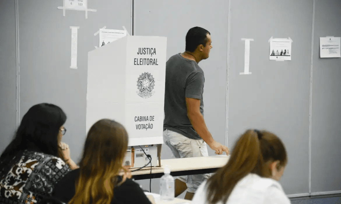 Mutirão do TRE-PA: eleitor pode emitir título, transferir domicílio e atualizar cadastro neste fim de semana