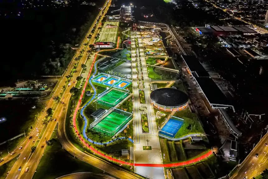 Natal Encantado começa neste sábado (6) no Parque da Cidade com luzes, desfile e show de drones